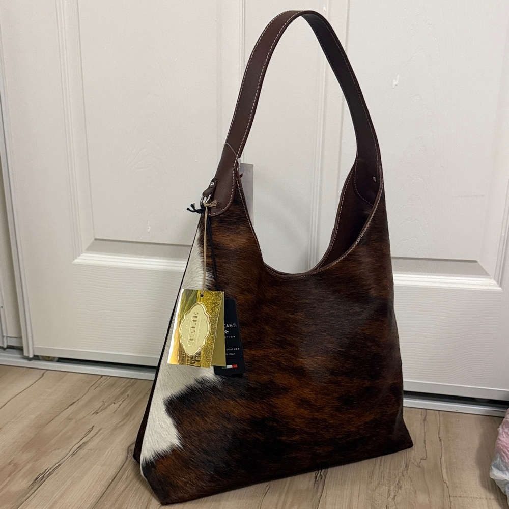 Elegant Brown and White Shoulder Bag. Made in Italy real leather